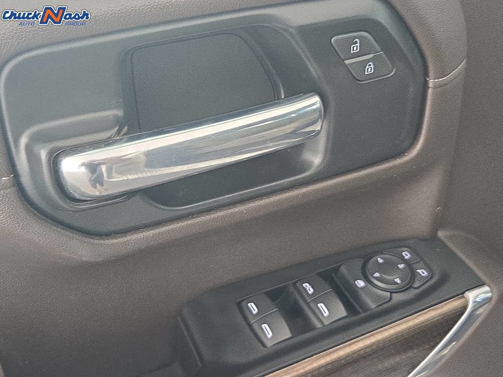 Used 2022 Chevrolet Silverado 1500 LT AWD/4WD image 28