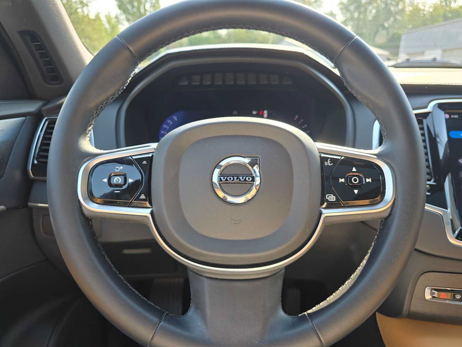 Certified 2023 Volvo XC90 B6 Ultimate AWD/4WD image 25