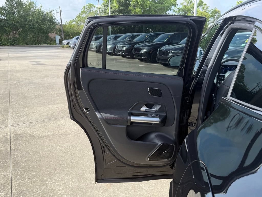 Used 2025 Mercedes-Benz GLA 250 image 22