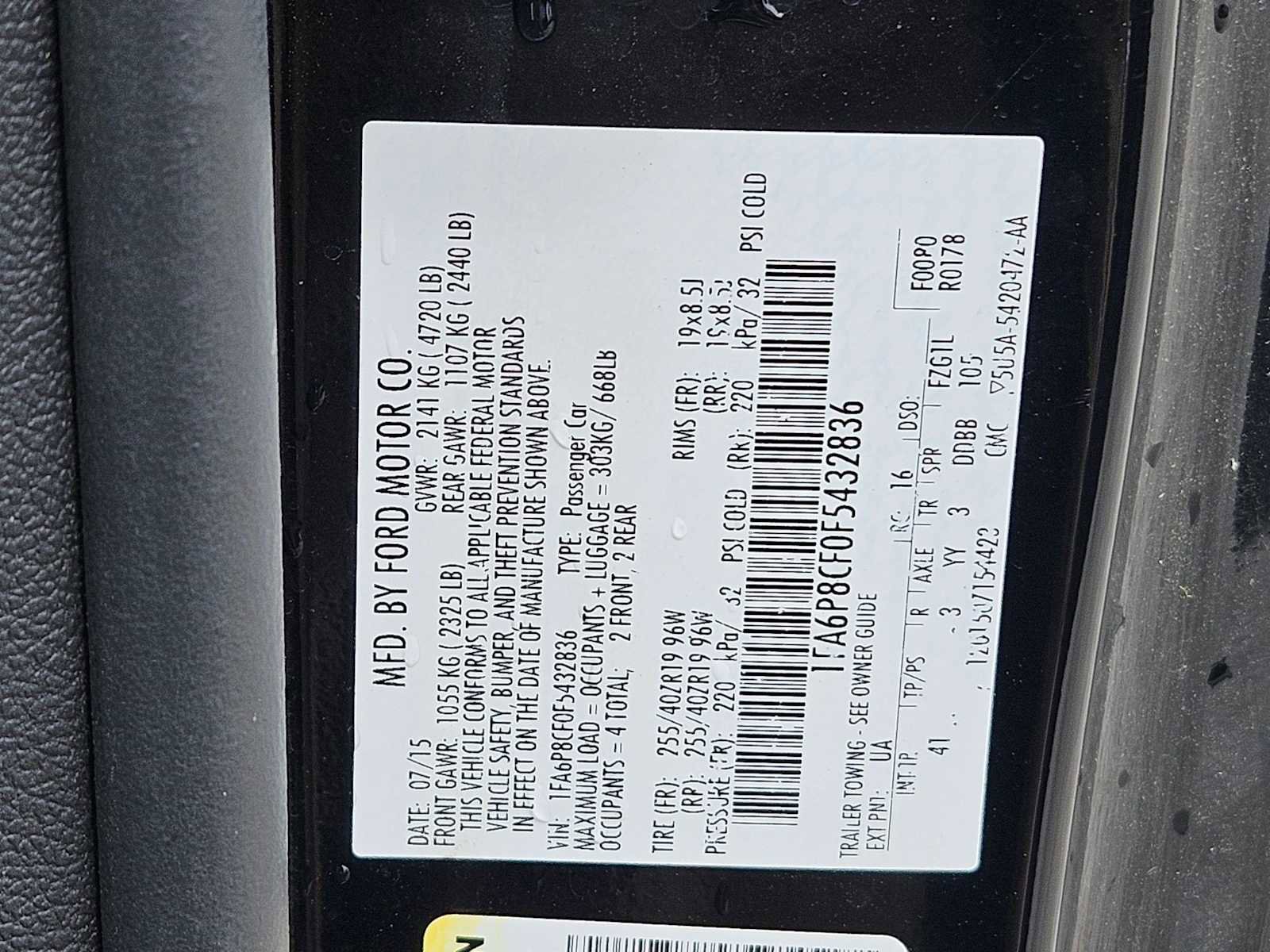 Used 2015 Ford Mustang GT Premium w/ Equipment Group 401A RWD image 22