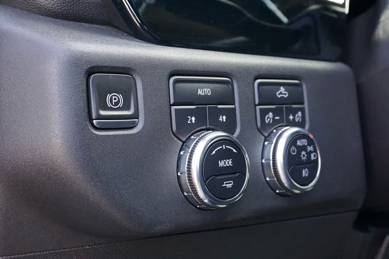 Used 2022 GMC Sierra 1500 Elevation AWD/4WD image 19
