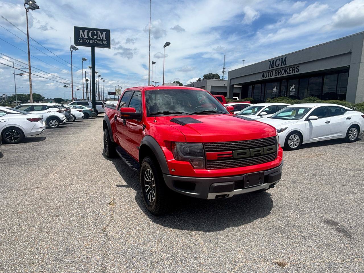 Used 2013 Ford F150 Raptor w/ Luxury Equipment Group AWD/4WD image 3