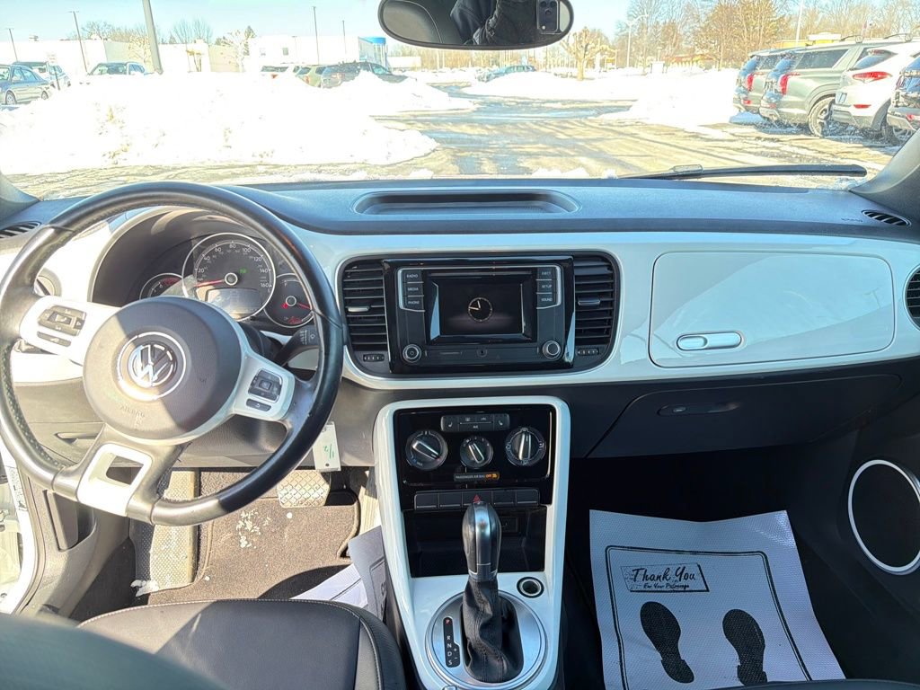 Used 2018 Volkswagen Beetle 2.0T S image 14