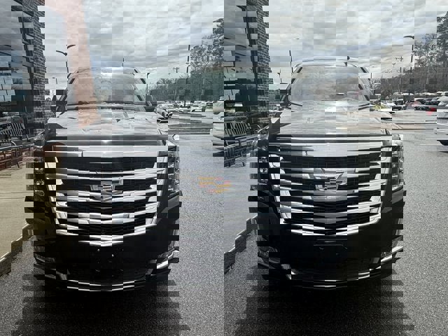 Used 2018 Cadillac Escalade Luxury image 9