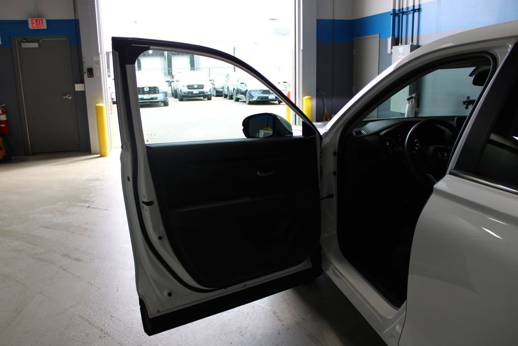 Used 2023 Honda CR-V EX image 7