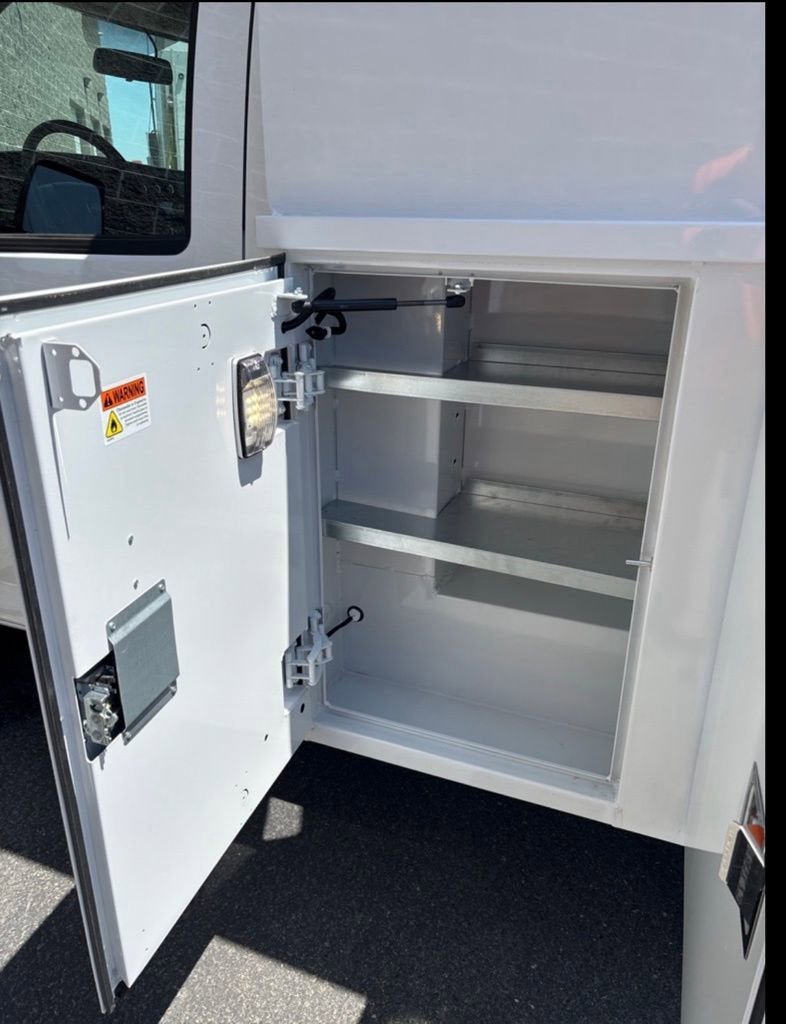New 2025 Chevrolet Express 3500 w/ Power Convenience Package image 10