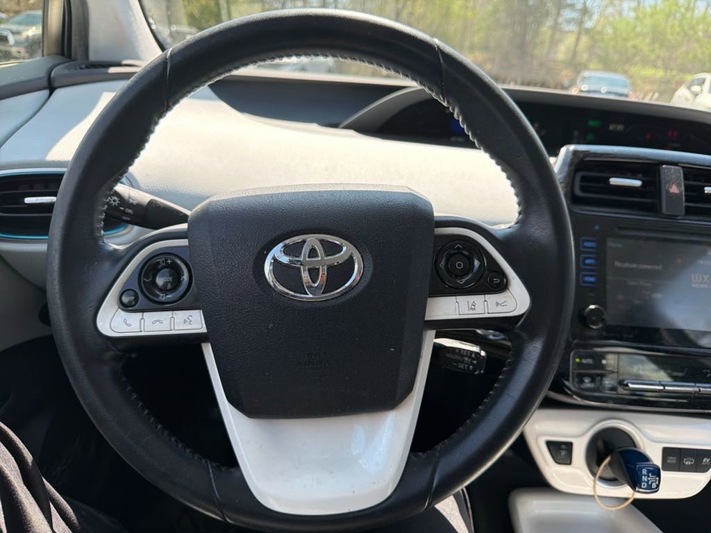 Used 2017 Toyota Prius Prime Plus image 12