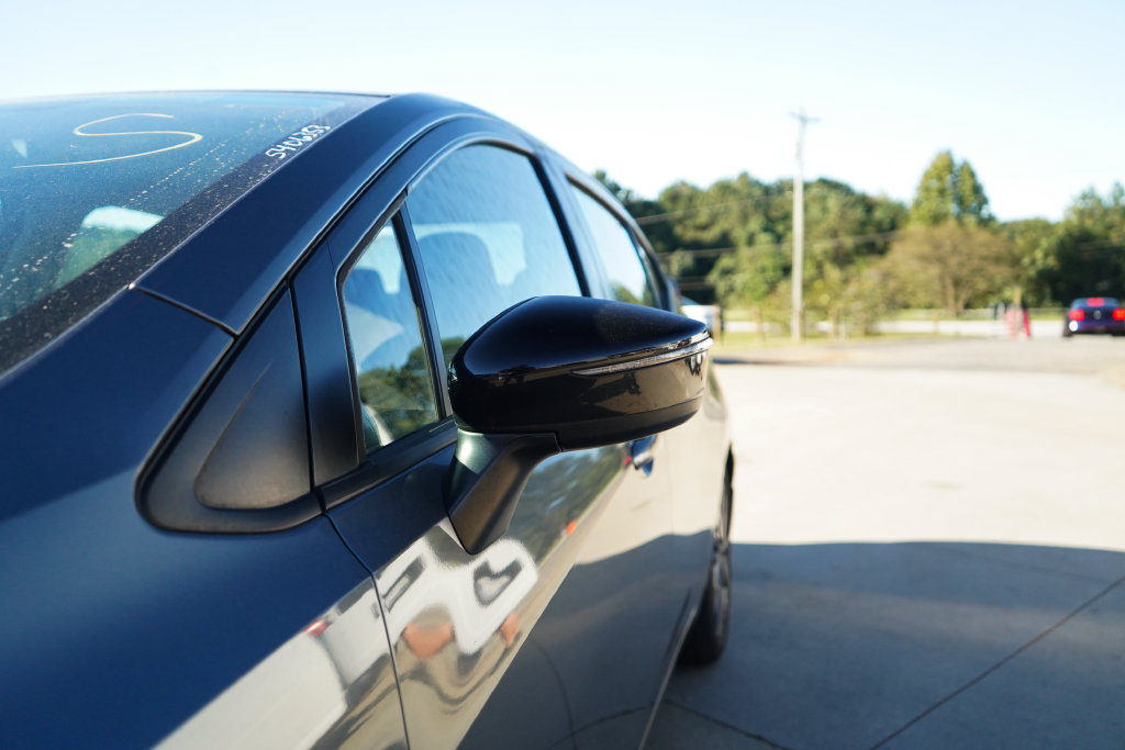 Used 2020 Nissan Versa SR w/ Convenience Package FWD image 22
