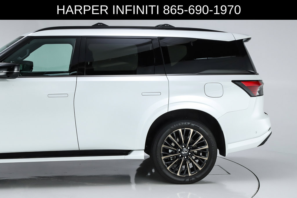 Used 2026 INFINITI QX80 4WD w/ Sport Exterior Package image 4