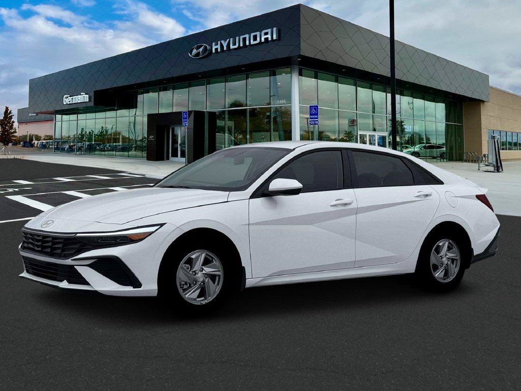 New 2026 Hyundai Elantra SE FWD image 2