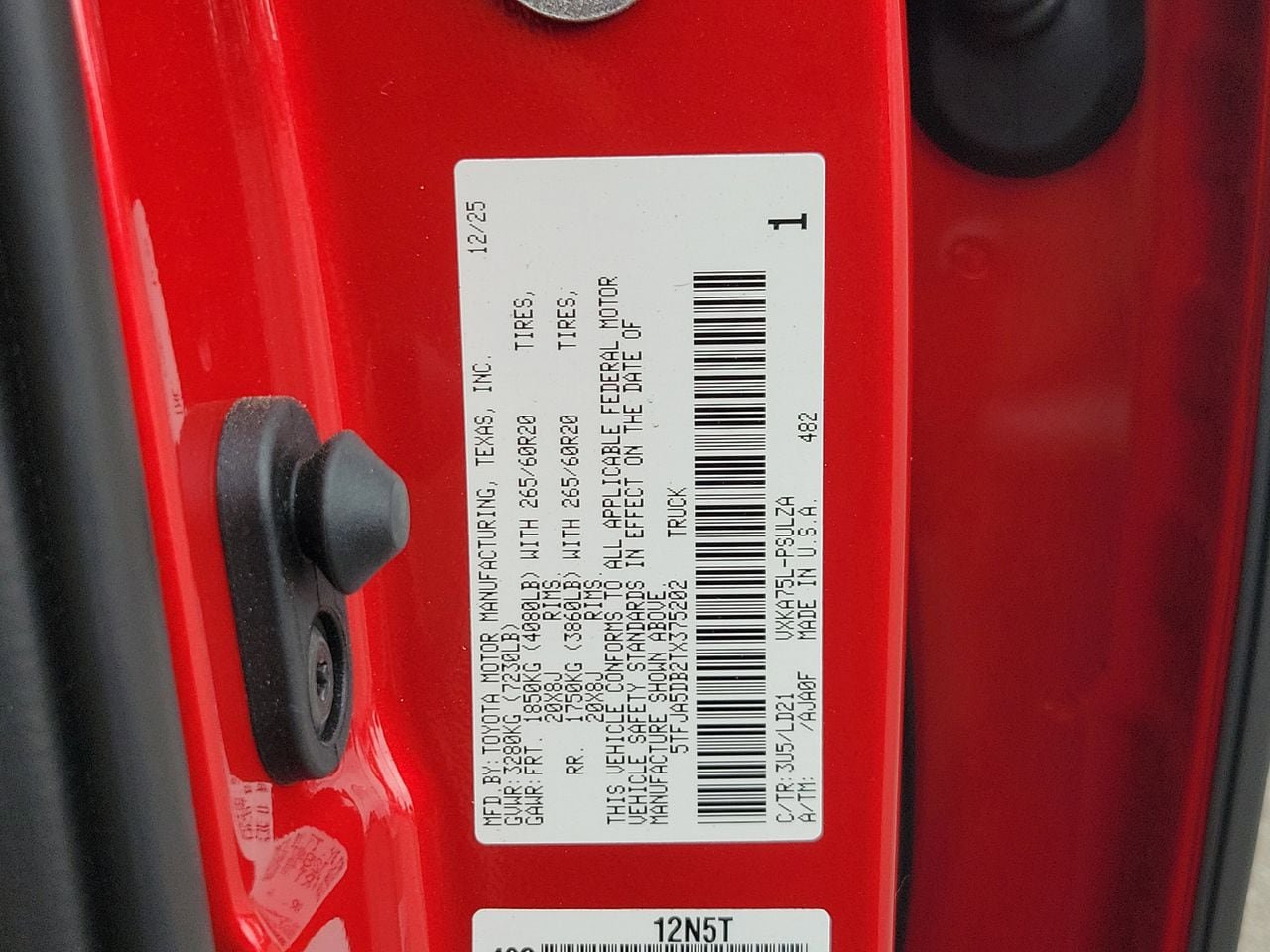 New 2026 Toyota Tundra Limited image 32