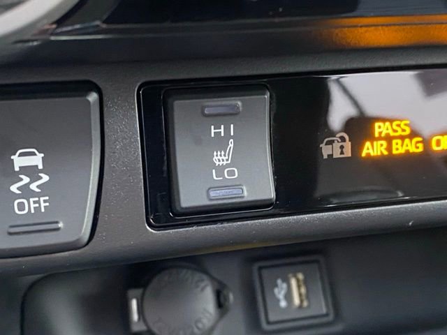 Certified 2024 Toyota RAV4 XSE w/ Advanced Technology Package AWD/4WD image 19