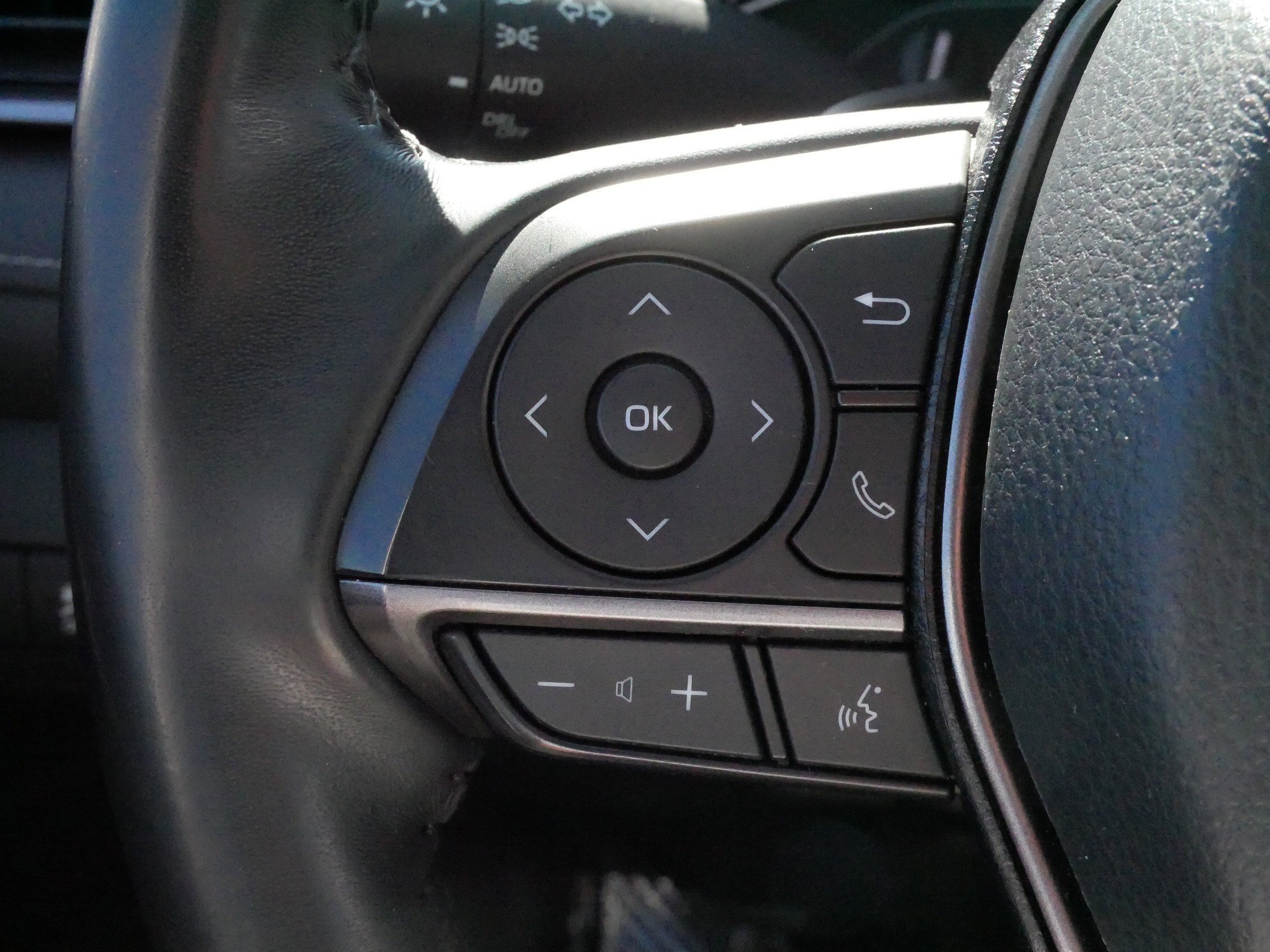 Certified 2023 Toyota Camry SE FWD image 27