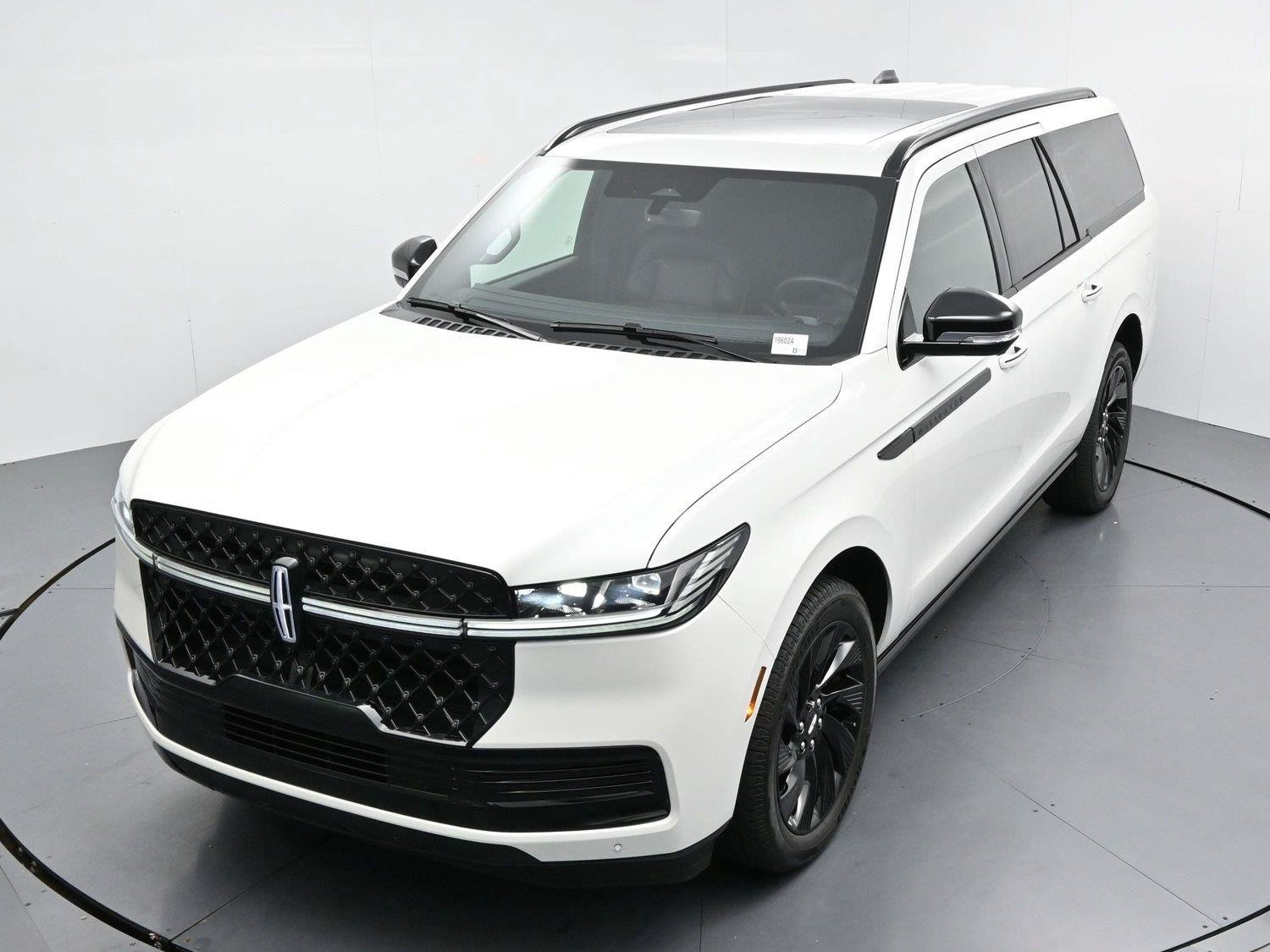 Used 2026 Lincoln Navigator L Reserve w/ Jet Appearance Package AWD/4WD image 41