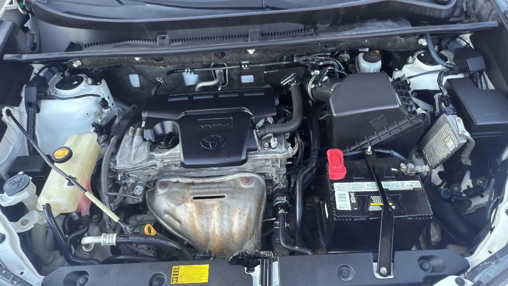 Used 2013 Toyota RAV4 XLE AWD/4WD image 34