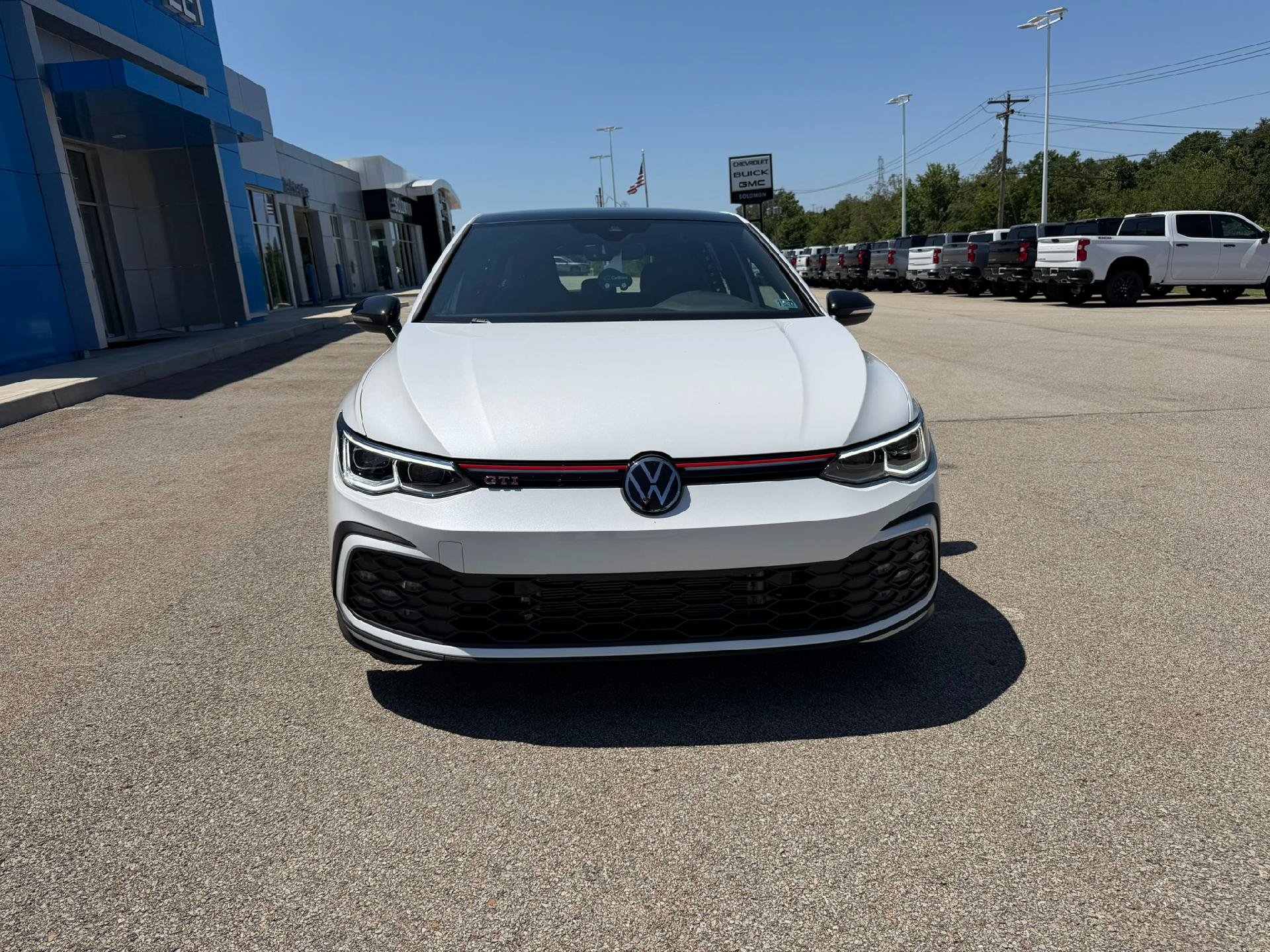 Used 2024 Volkswagen GTI SE FWD image 9