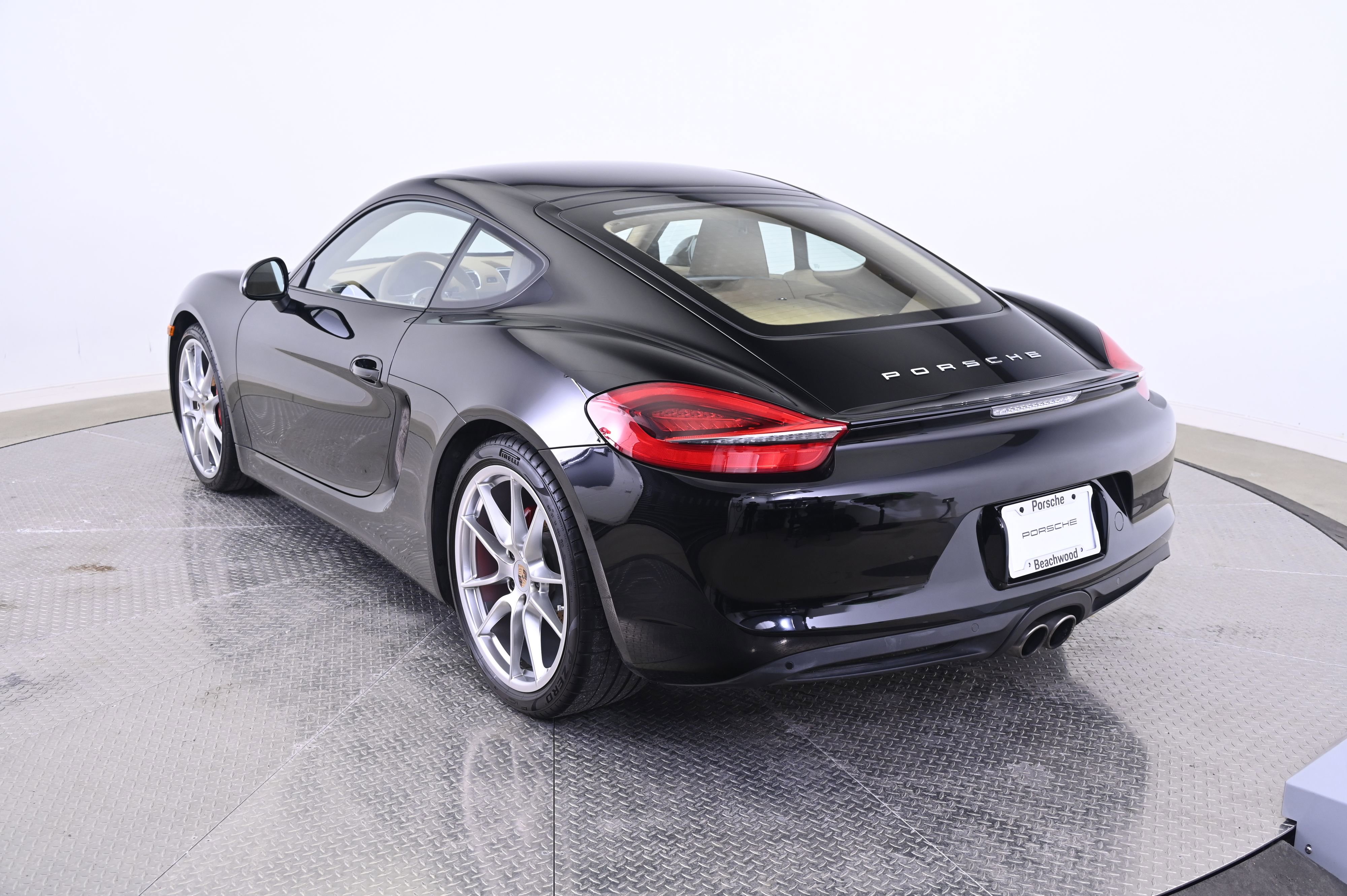Certified 2014 Porsche Cayman S image 3