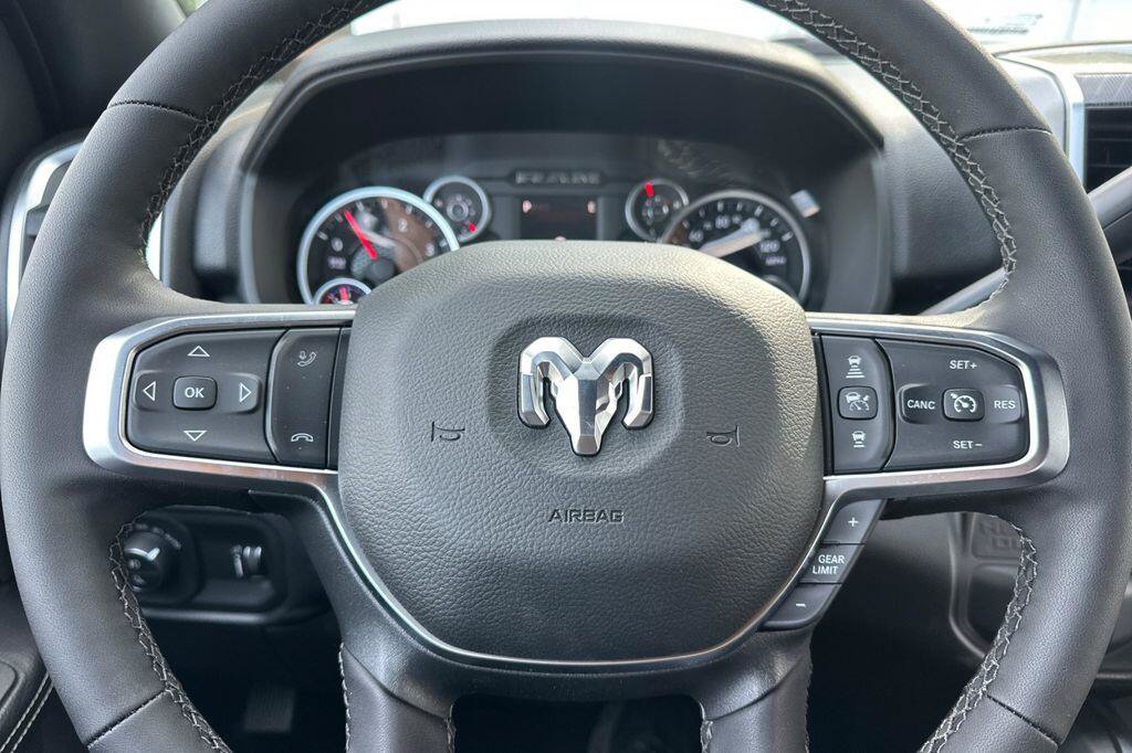 New 2026 RAM 2500 Big Horn AWD/4WD image 23