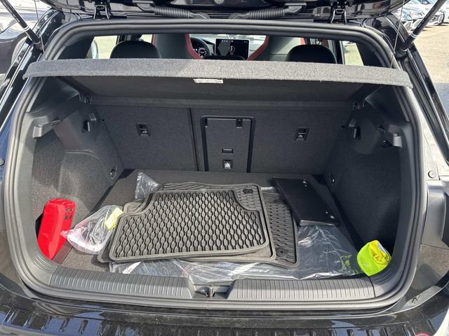 New 2025 Volkswagen GTI SE image 5