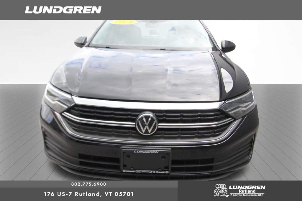 Used 2024 Volkswagen Jetta SE FWD image 19