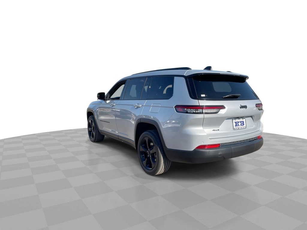 Used 2023 Jeep Grand Cherokee L Laredo image 6