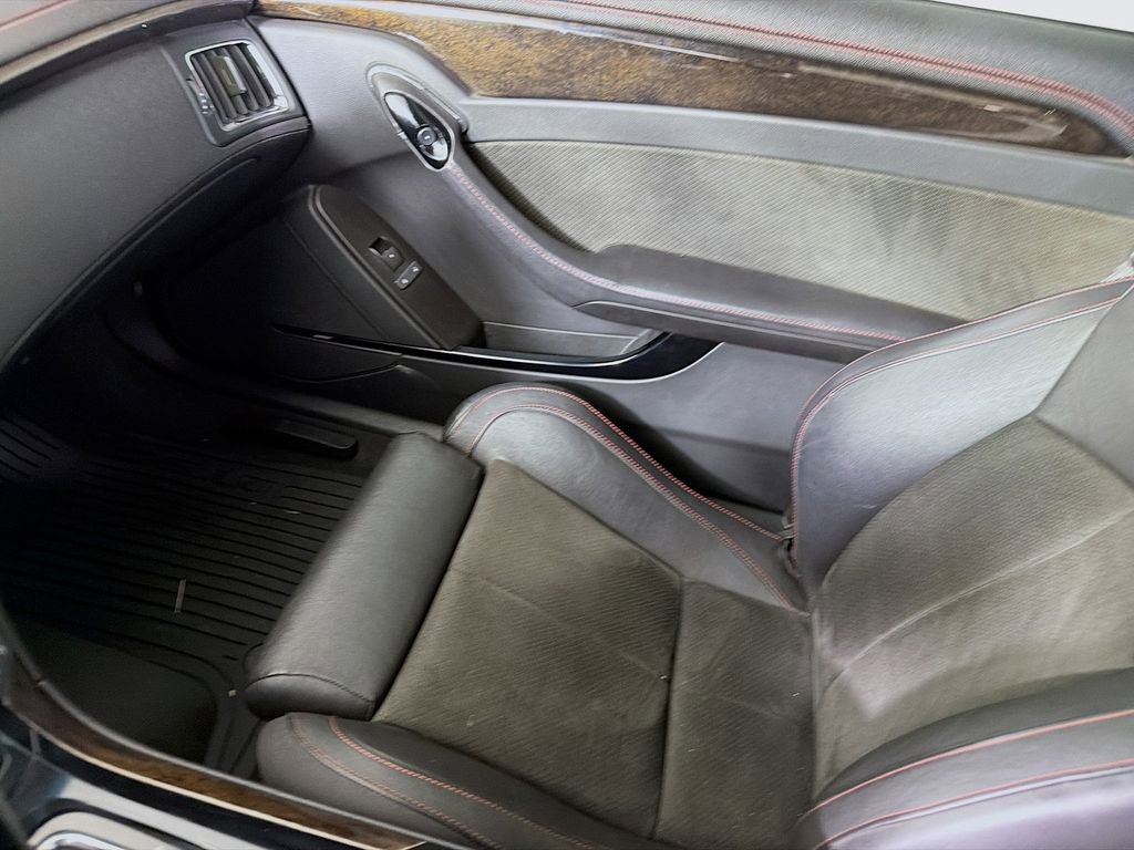 Used 2015 Cadillac CTS V RWD image 28