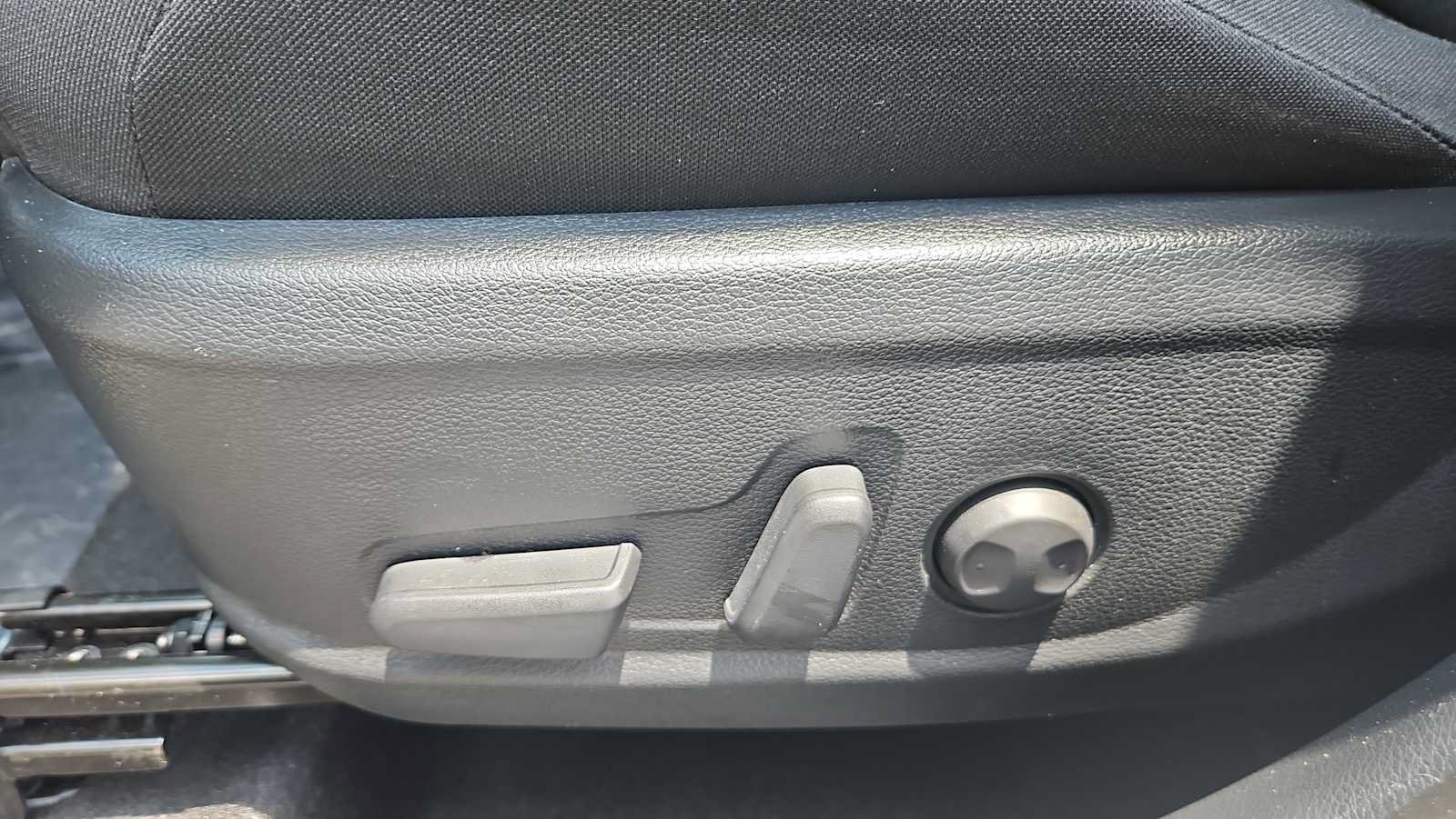 Used 2024 Kia Soul S FWD image 14