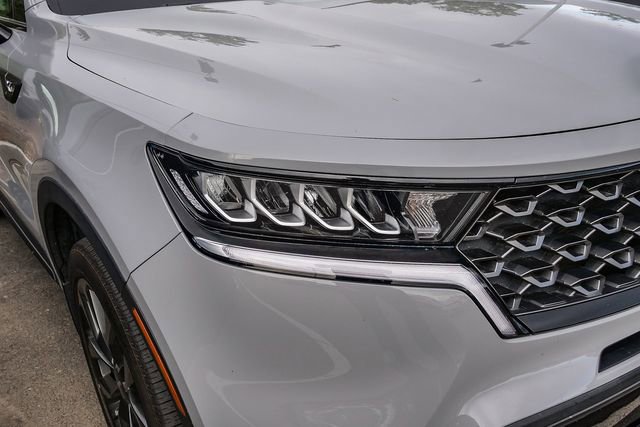 Certified 2023 Kia Sorento X-Line EX image 3