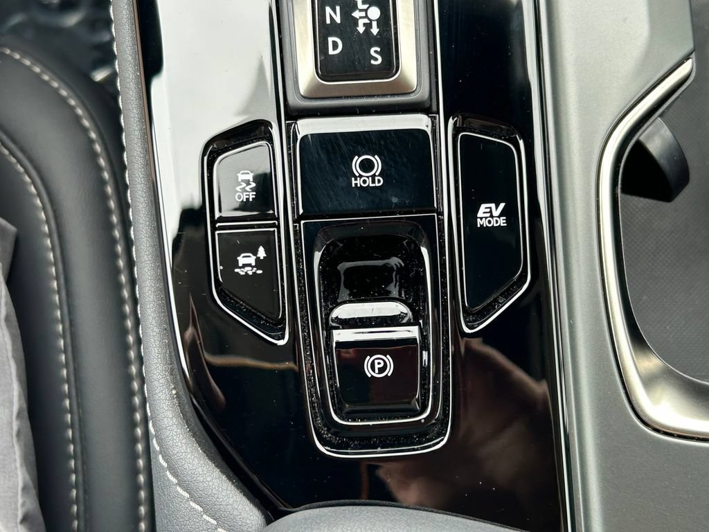 Used 2025 Lexus NX 350h AWD w/ Cold Area Package image 27