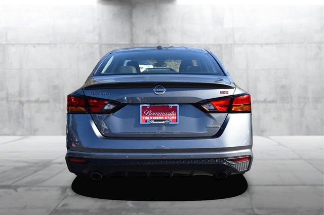 Certified 2024 Nissan Altima 2.0 SR image 6
