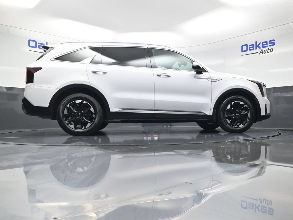 New 2025 Kia Sorento S w/ Panoramic Sunroof Package FWD image 42