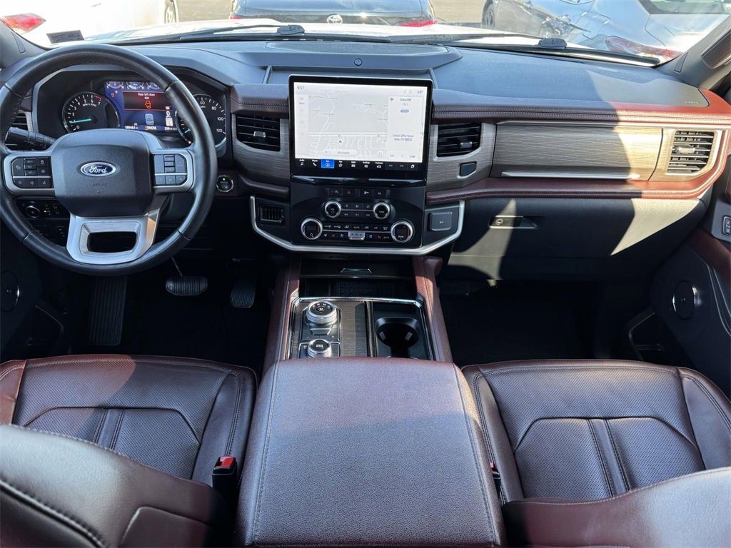Used 2024 Ford Expedition Max Limited image 2
