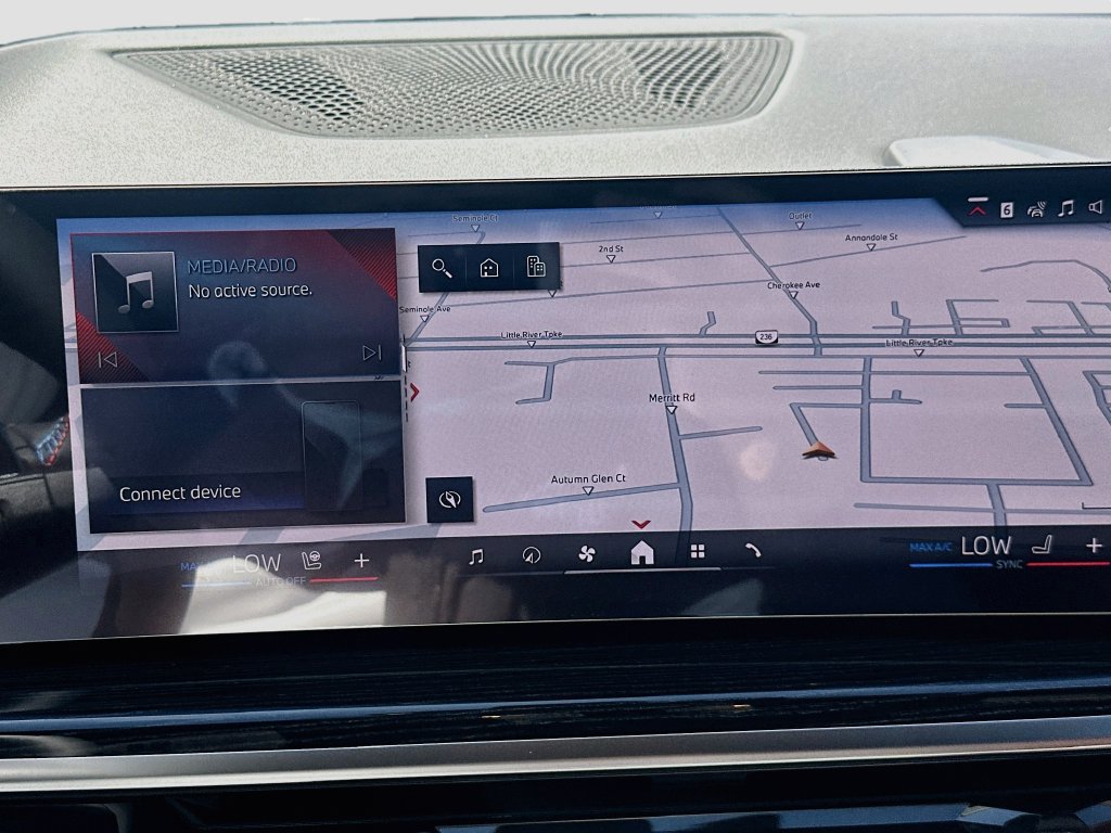 New 2027 BMW X7 M60i AWD/4WD image 15