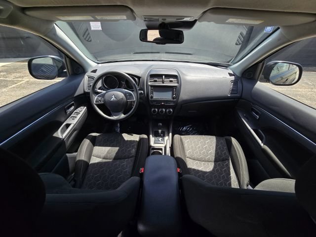Used 2023 Mitsubishi Outlander Sport AWD image 17