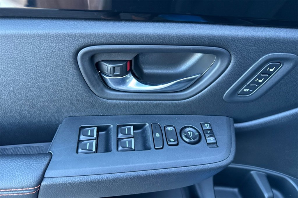 Certified 2024 Honda Pilot TrailSport image 15