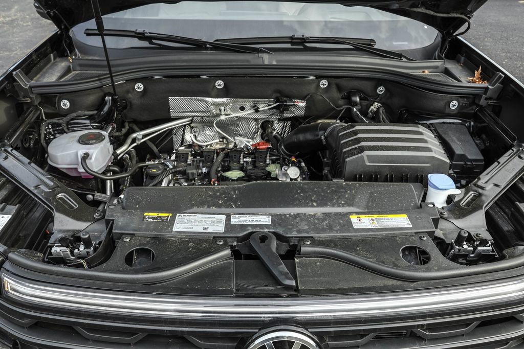 New 2025 Volkswagen Atlas Cross Sport SEL image 44