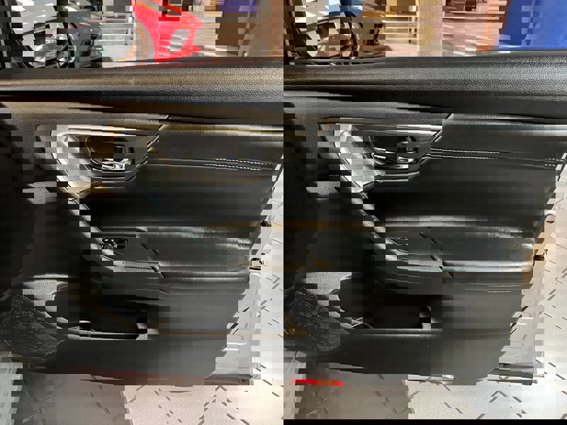 Used 2015 Nissan Altima 2.5 SL w/ Technology Package image 29