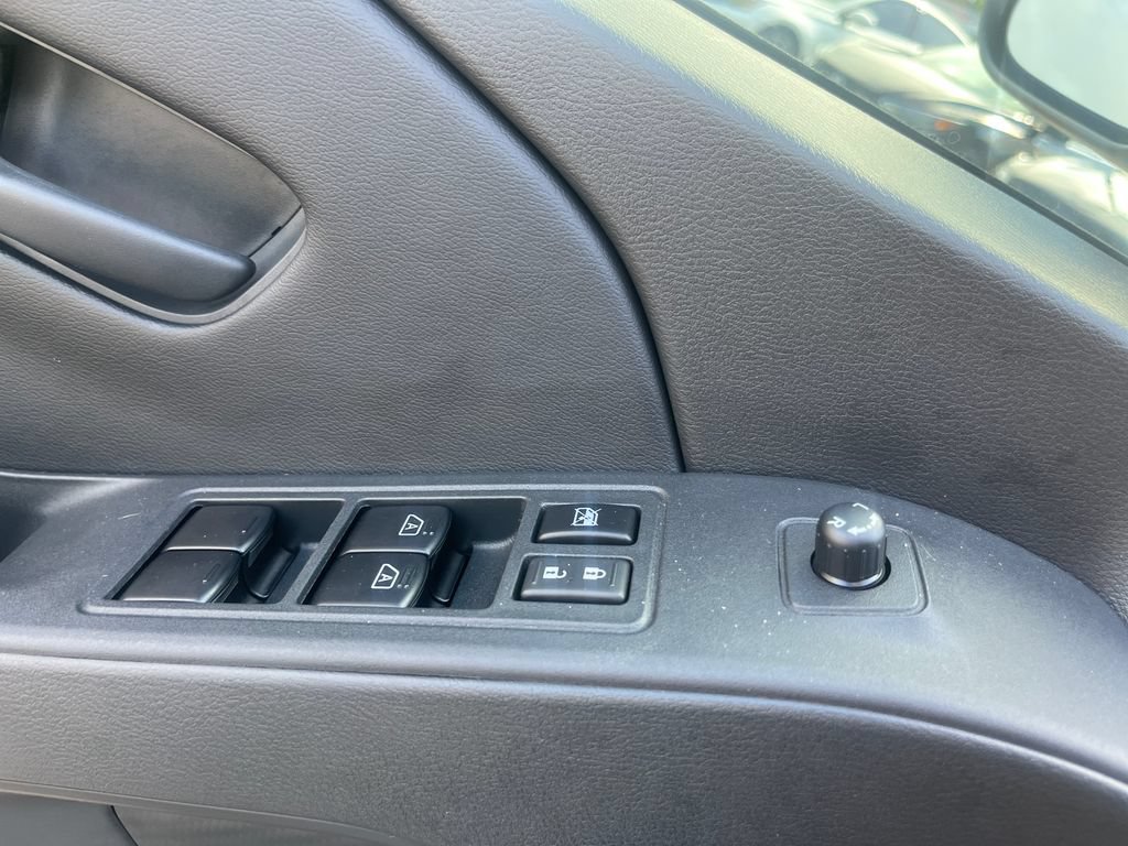 Certified 2026 Nissan Frontier SV w/ SV Convenience Package RWD image 11