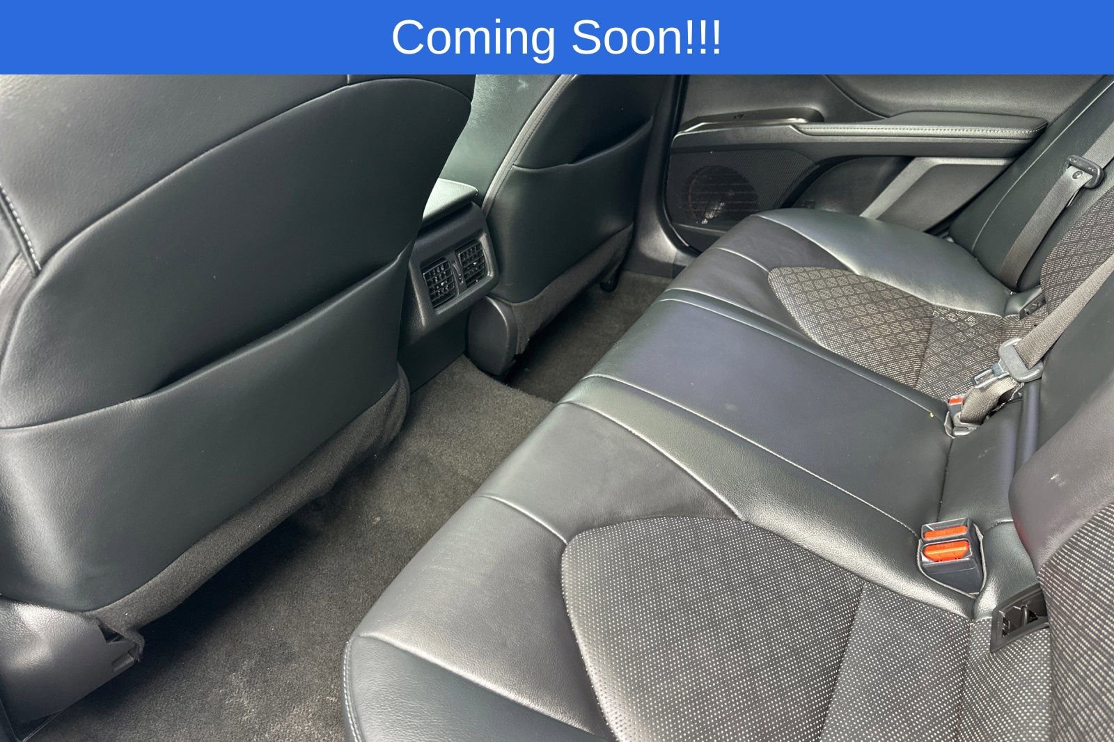 Used 2022 Toyota Camry XSE FWD image 12