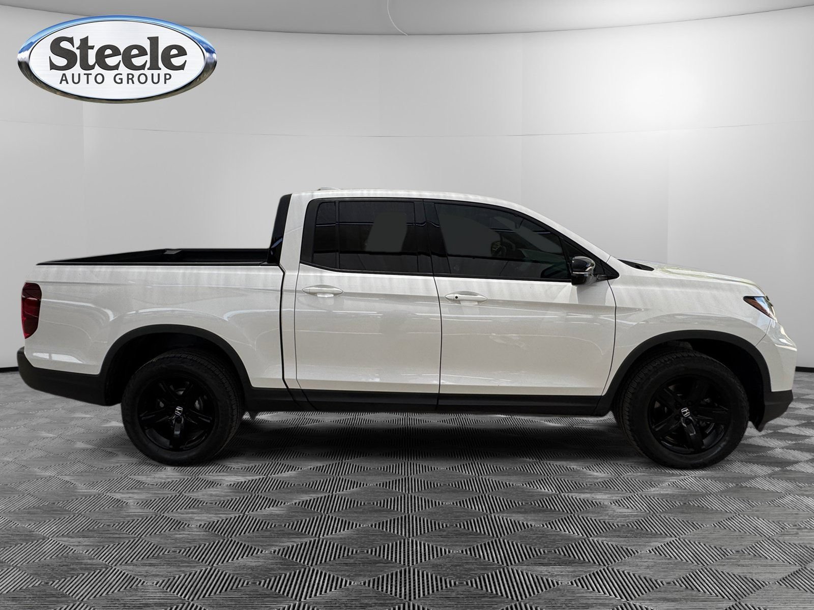 Used 2023 Honda Ridgeline Black Edition image 6