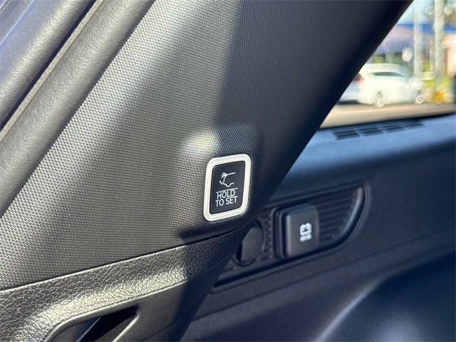 New 2025 Jeep Grand Cherokee Altitude image 32