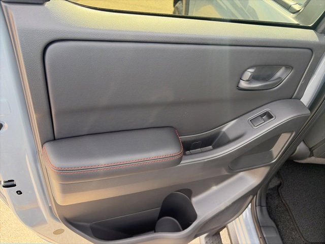 New 2026 Nissan Frontier PRO-4X w/ Tow Package image 12