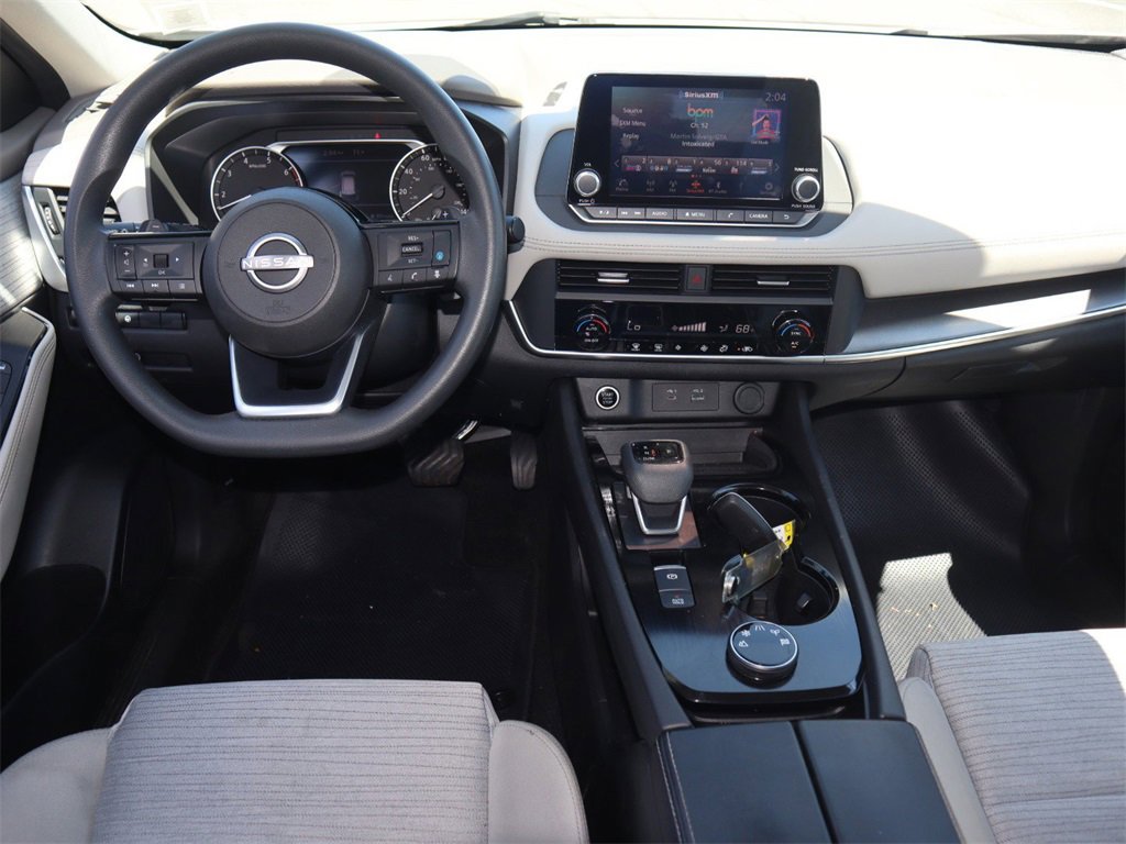 Certified 2023 Nissan Rogue SV image 18