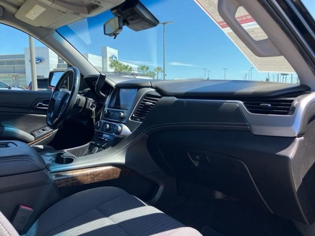 Used 2018 Chevrolet Tahoe LS w/ Enhanced Driver Alert Package RWD image 12