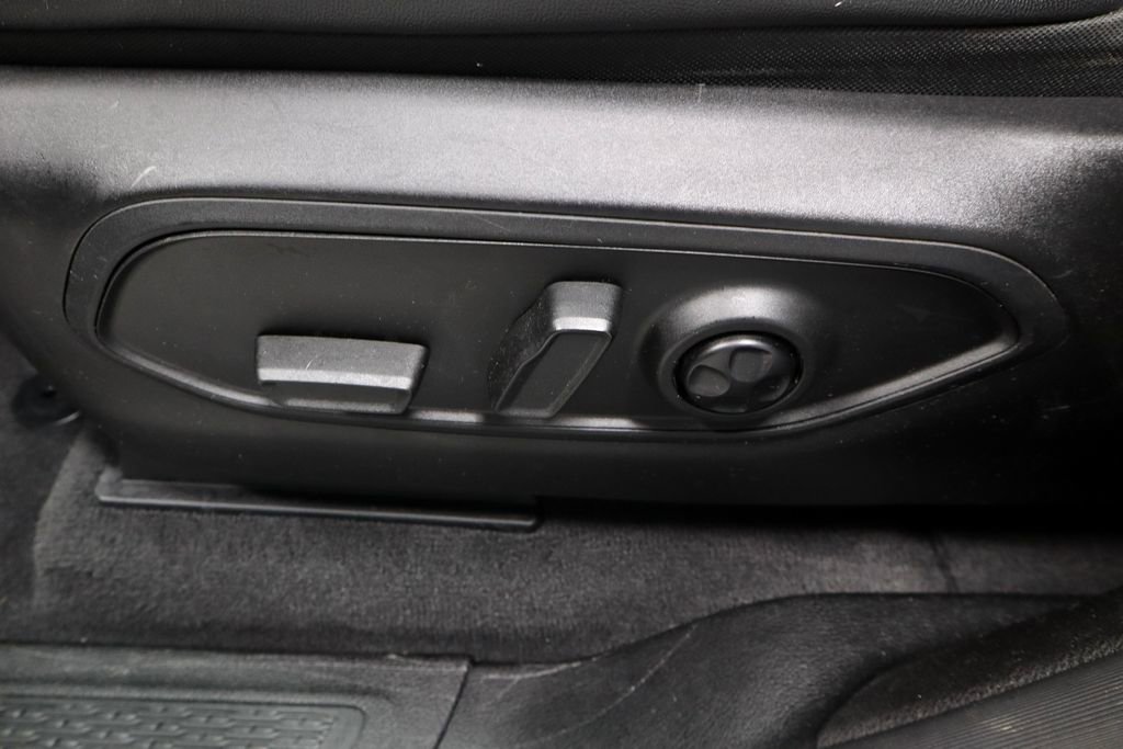 Used 2022 Jeep Grand Cherokee L Limited w/ Trailer Tow Group (B) image 25