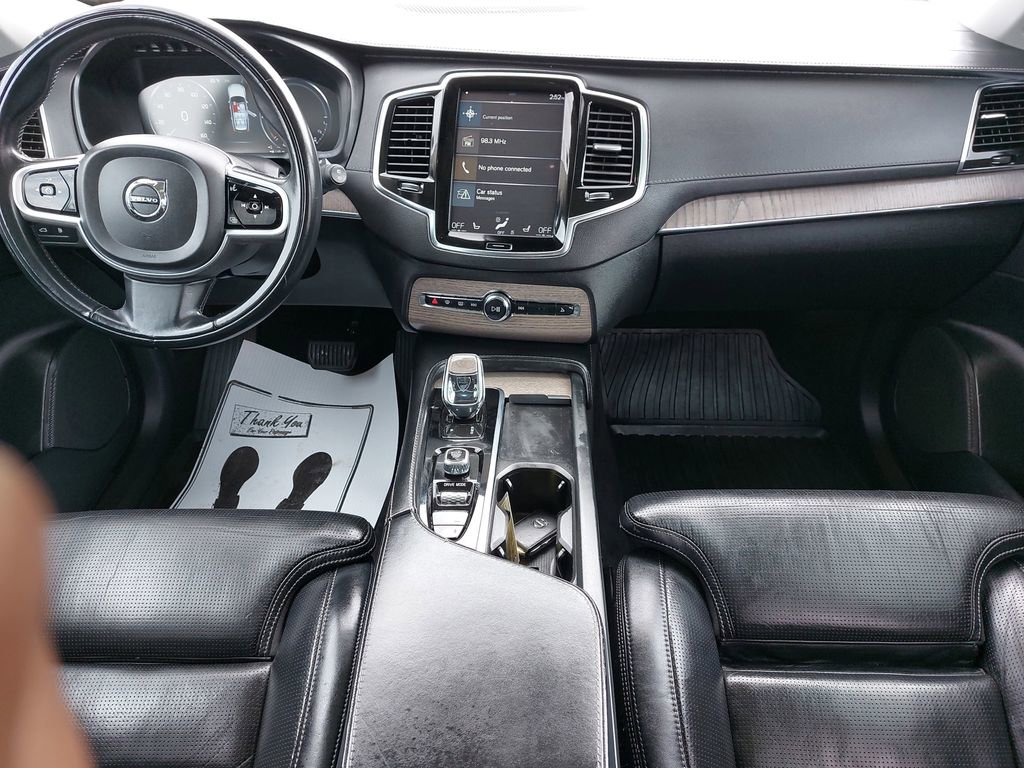 Used 2021 Volvo XC90 T8 Inscription w/ Advanced Package AWD/4WD image 9