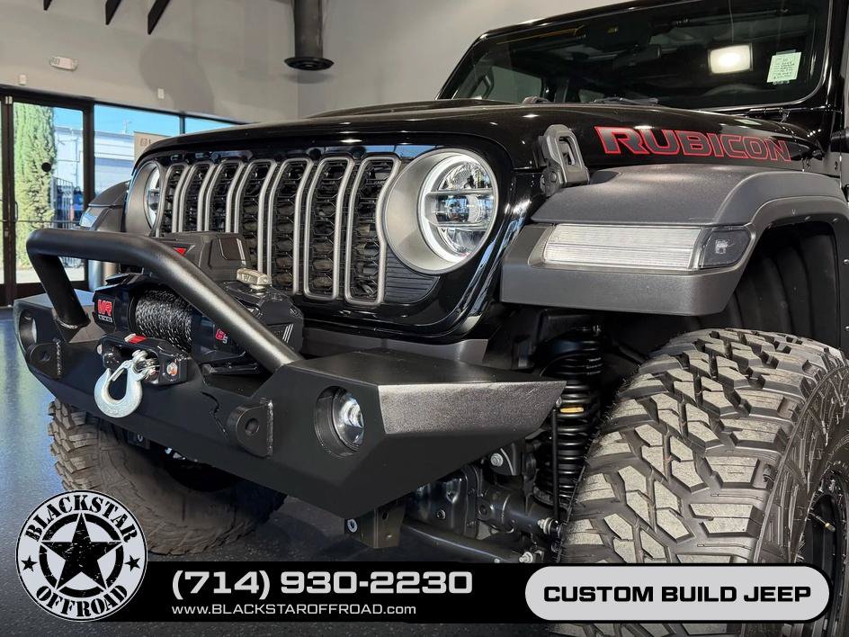 Used 2024 Jeep Wrangler Unlimited Rubicon AWD/4WD image 5