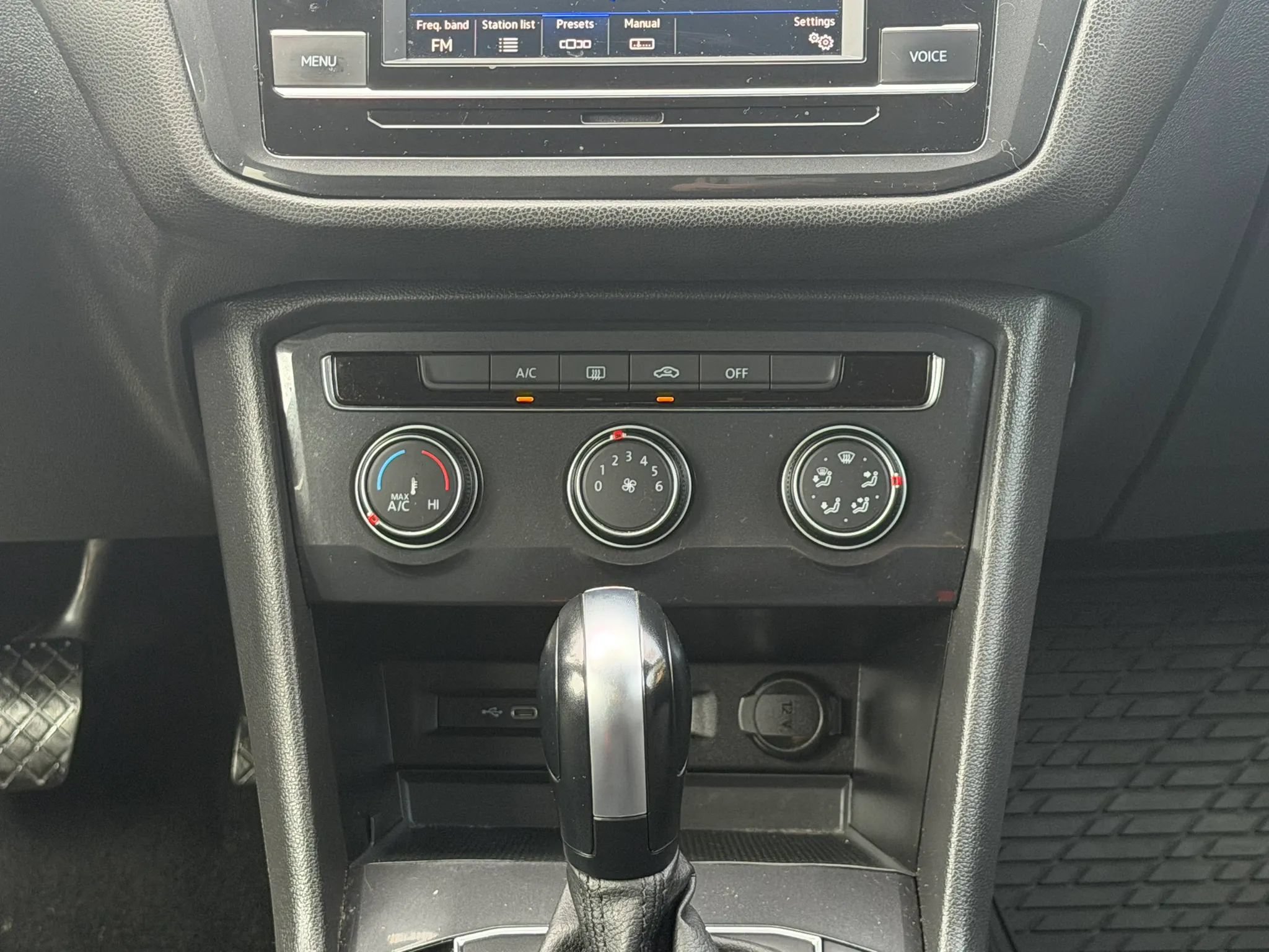 Used 2021 Volkswagen Tiguan S AWD/4WD image 33