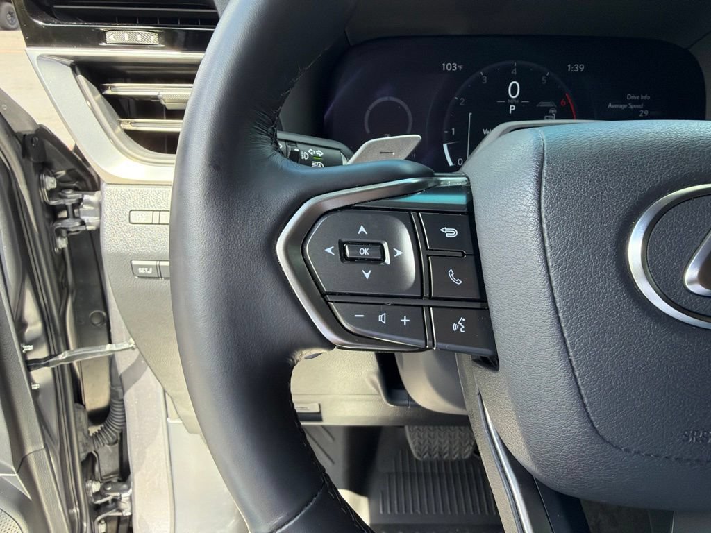 Used 2025 Lexus GX 550 AWD/4WD image 24
