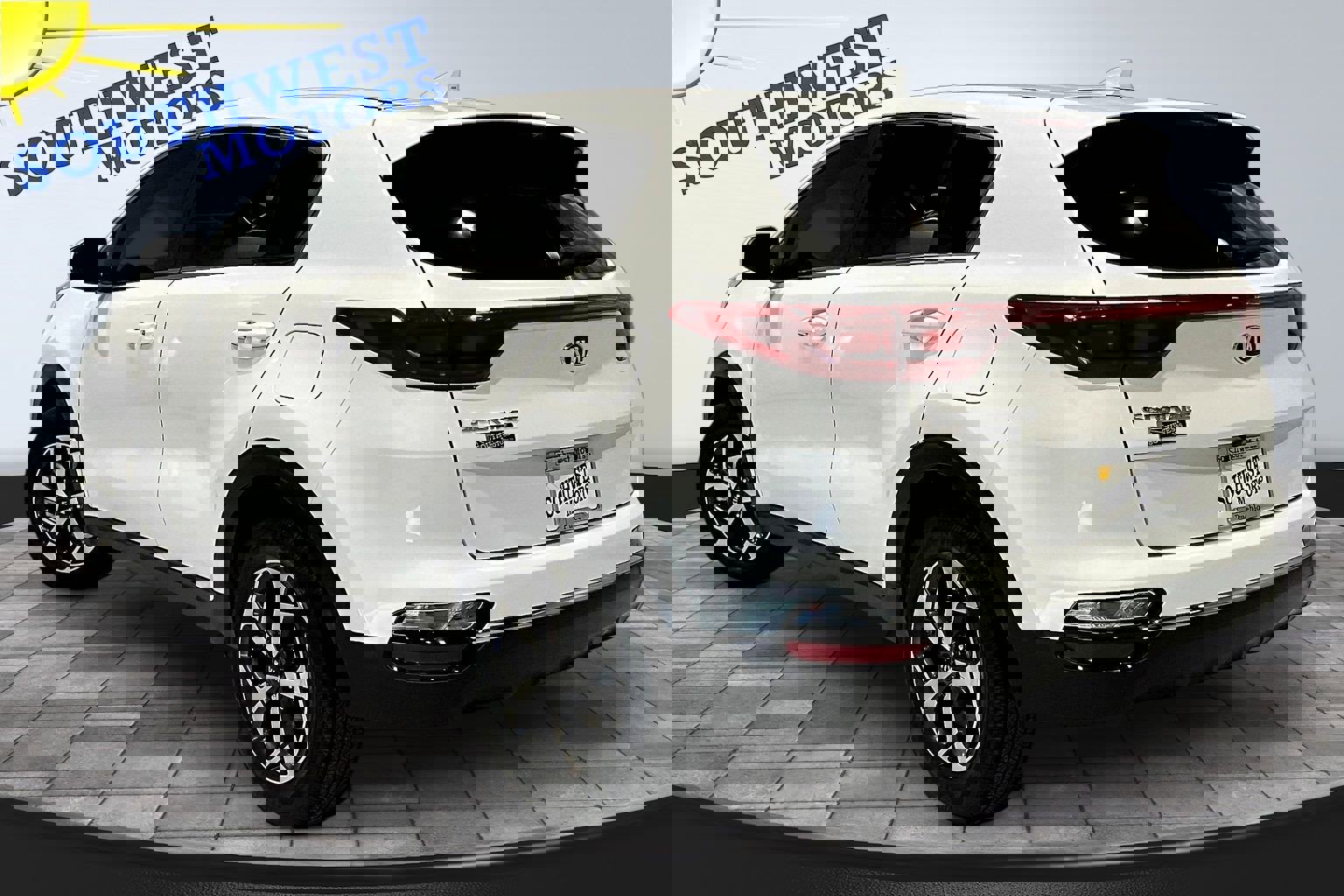 Used 2022 Kia Sportage LX image 4